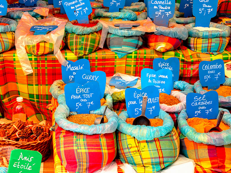 Marché aux épices sainte anne